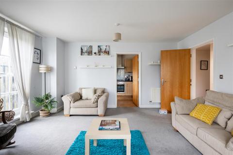 2 bedroom flat for sale, Highbank, Bolnore Village, Haywards Heath