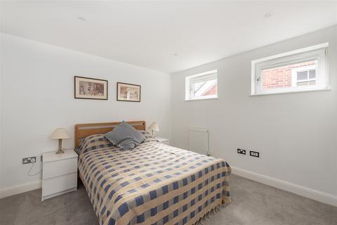 2 bedroom apartment for sale, Thompsons Close, Harpenden