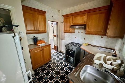 2 bedroom terraced house for sale, Hall Road, Sheffield, S9 4AG