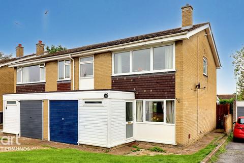 4 bedroom semi-detached house for sale, Bury Park Drive, Bury St Edmunds