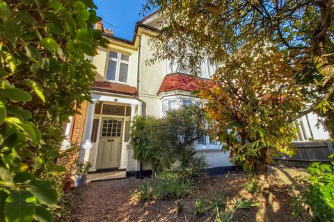 5 bedroom semi-detached house for sale, Arran Road, Catford, London, SE6