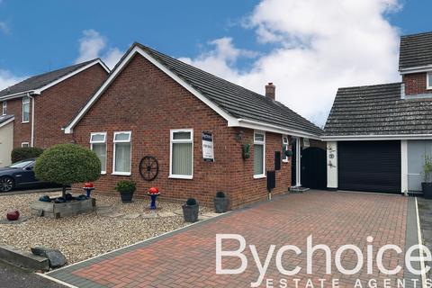 3 bedroom detached bungalow for sale, Bantocks Road, Great Waldingfield