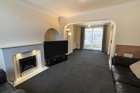 3 bedroom end of terrace house for sale, Telford Close, Smethwick, Birmingham