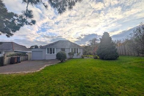 2 bedroom detached bungalow to rent, Laburnum Grove, Dartington