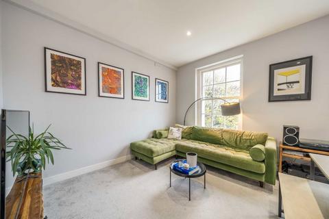 1 bedroom flat for sale, Offord Road, London N1