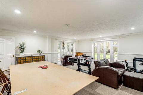 4 bedroom detached house for sale, Cross Road, Rustington, Littlehampton, West Sussex, BN16