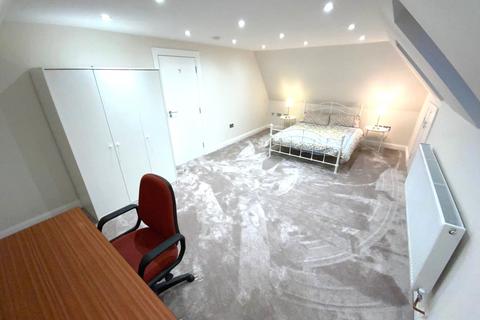 undefined, Brooklands Road, Weybridge KT13