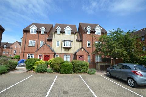 2 bedroom flat to rent, St Francis Court, High Street, Shefford