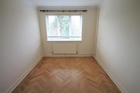 2 bedroom flat to rent, 36 Southend Road , Beckenham, Kent, BR35AE