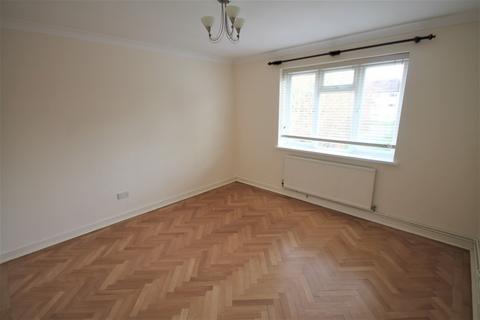 2 bedroom flat to rent, 36 Southend Road , Beckenham, Kent, BR35AE