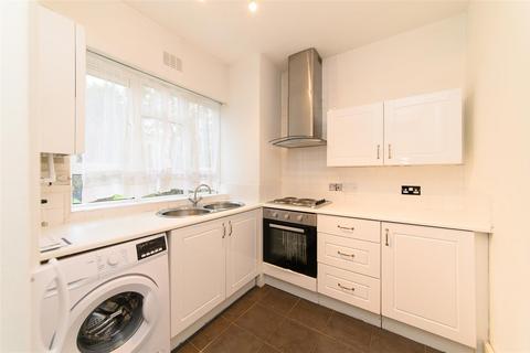 1 bedroom flat for sale, High Road, East Finchley