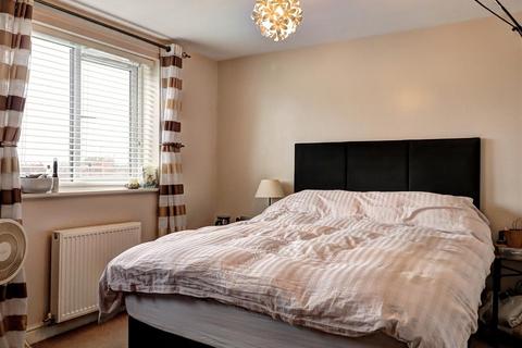 2 bedroom apartment to rent, Clopton Road, Stratford-Upon-Avon