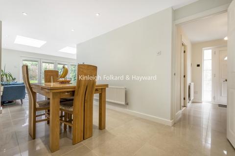 4 bedroom house to rent, Buckingham Drive Beechwood Rise BR7