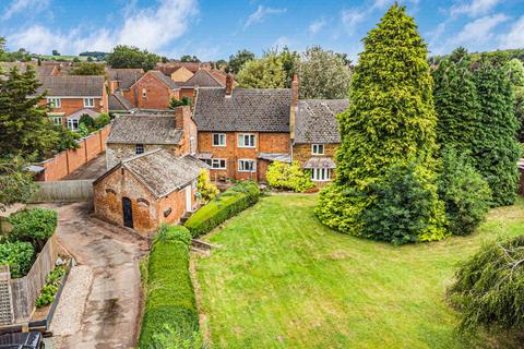 3 bedroom detached house for sale, Woodford Halse, Daventry