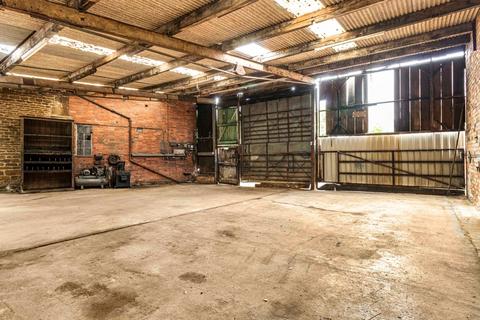Stowe House, 28 Hinton Road, Woodford Halse, Daventry, NN11 3TR