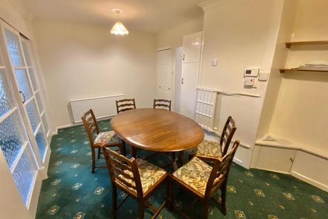 13 Barnfield Road, Bollington, Macclesfield, SK10 5DZ