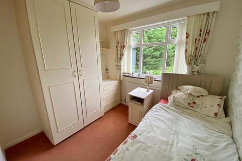 13 Barnfield Road, Bollington, Macclesfield, SK10 5DZ