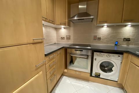 1 bedroom flat for sale, WOKING