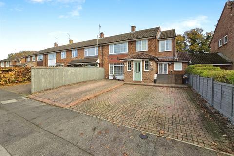 4 bedroom end of terrace house for sale, Staverton Close, Berkshire RG42