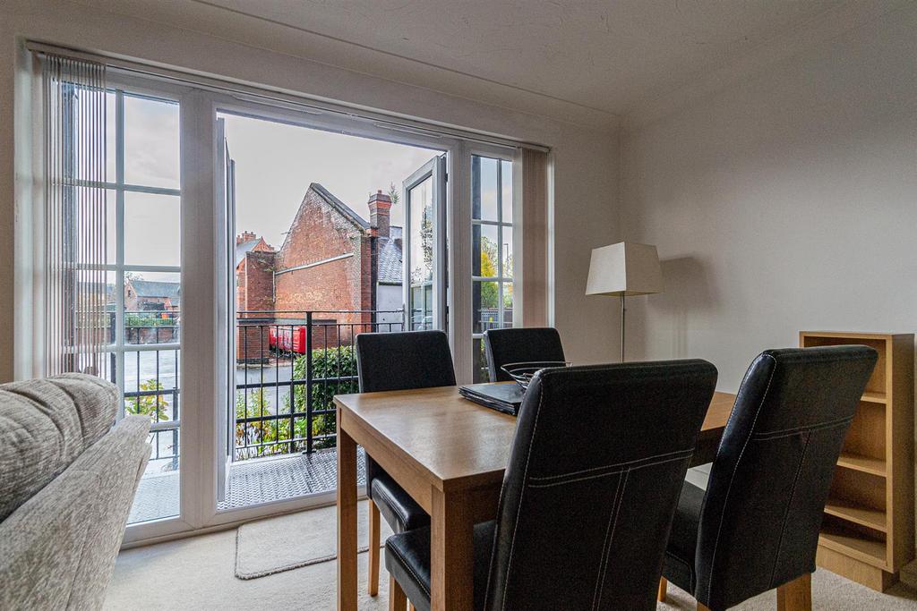 Dining Area &amp; Balcony