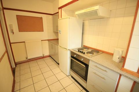 3 bedroom flat to rent, North Sherwood Street, Nottingham NG1