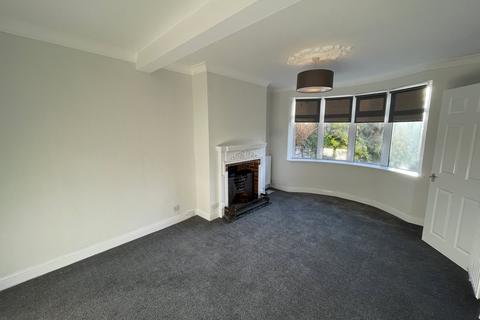 3 bedroom semi-detached house to rent, Knaresborough Road, Harrogate, North Yorkshire, HG2