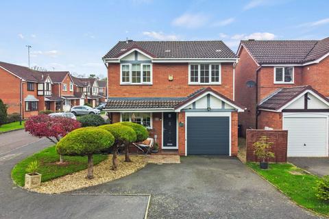 3 bedroom detached house for sale, Kirkby Close, Rugby CV21