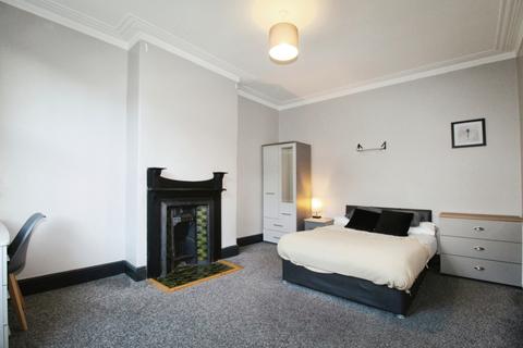 1 bedroom in a house share to rent, BILLS INCLUDED HOUSE SHARE - Hilton Road, Chapel Allerton, Leeds, LS8