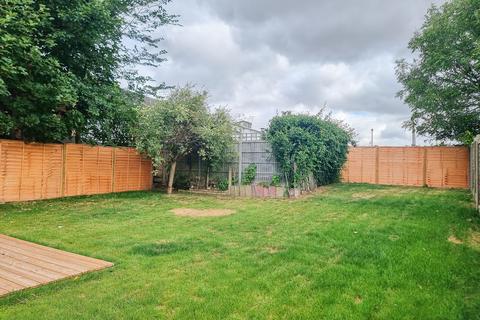 16 Barton Drive, Kedington, Haverhill, CB9 7PS