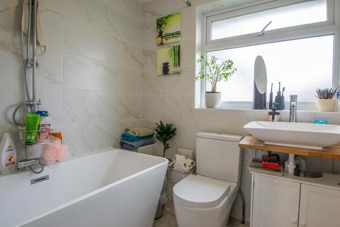3 Biscay Close, Haverhill, CB9 0LJ