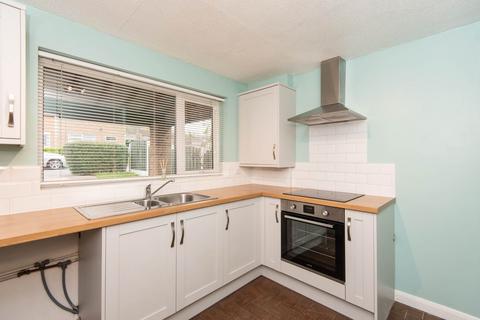 3 bedroom semi-detached house to rent, Westland Gardens, Sheffield S20