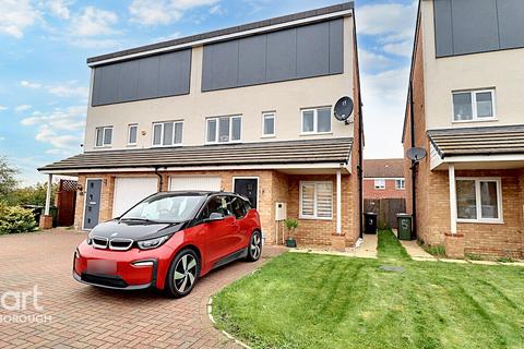 3 bedroom semi-detached house for sale, Boroughfield Road, Peterborough