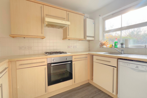 3 bedroom semi-detached house to rent, Kentlea Road, London