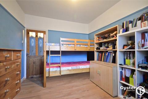 2 bedroom flat for sale, Alexandra Road, London, N10