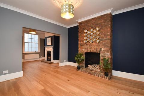 4 bedroom terraced house for sale, Waldegrave Street, Hastings