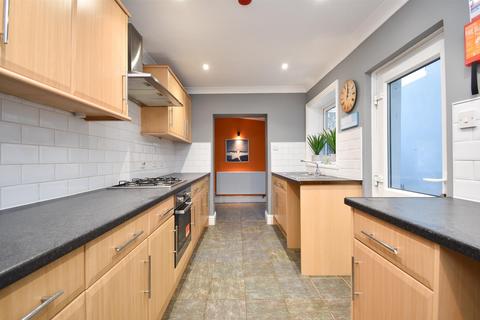 4 bedroom terraced house for sale, Waldegrave Street, Hastings