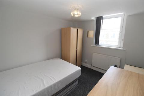 7 bedroom house to rent, Merthyr Street, Cardiff CF24