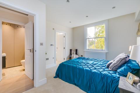 3 bedroom apartment for sale, Randolph Avenue, Maida Vale, London, W9