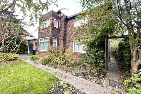 4 bedroom detached house to rent, West Parade, West Park, Leeds, LS16