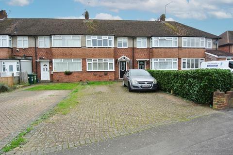 3 bedroom house for sale, Elgin Avenue, Ashford TW15