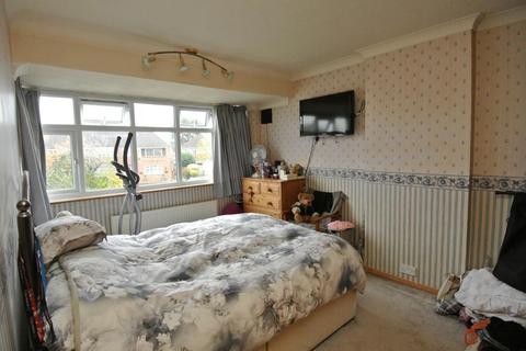 3 bedroom house for sale, Elgin Avenue, Ashford TW15