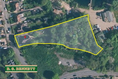 The Cottage Douglas Lane, Wraysbury, Staines-upon-thames, TW19 5NG