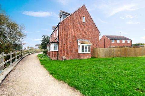 4 bedroom semi-detached house for sale, Ellingham View, Dartford, Kent, DA1