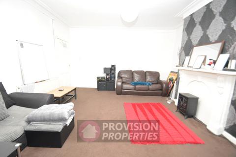 1 bedroom flat to rent, Belle Vue Road, Hyde Park LS3