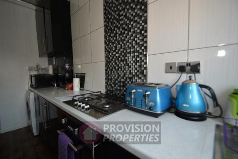 1 bedroom flat to rent, Belle Vue Road, Hyde Park LS3