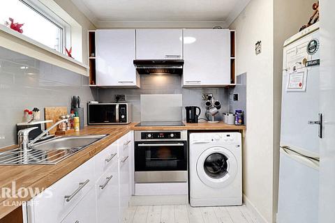 1 bedroom flat for sale, Curlew Close, Cardiff