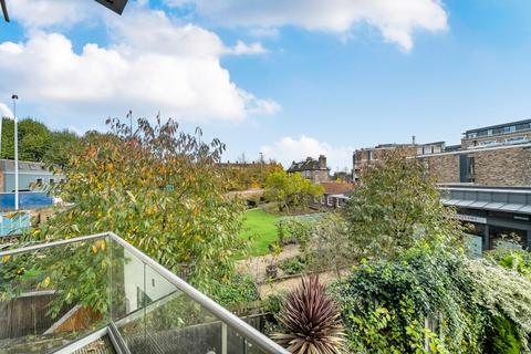 2 bedroom flat for sale, Hogarth Lane, Chiswick