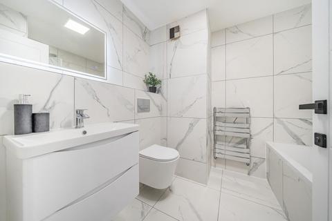 2 bedroom flat for sale, Worple Road, Wimbledon