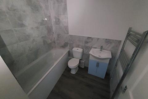 1 bedroom apartment to rent, Lower High Street, Cradley Heath B64