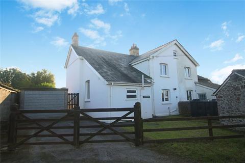 3 bedroom semi-detached house to rent, Bude, Cornwall